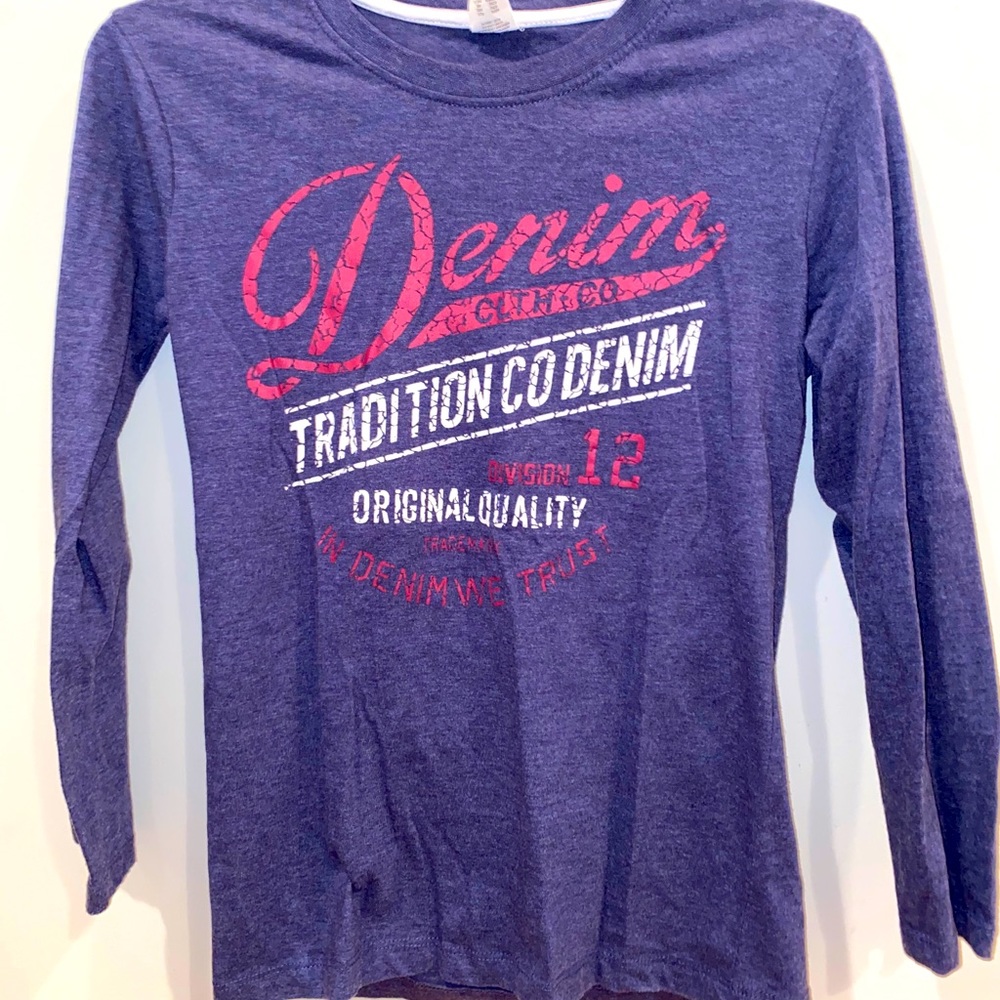 Long sleeve shirt